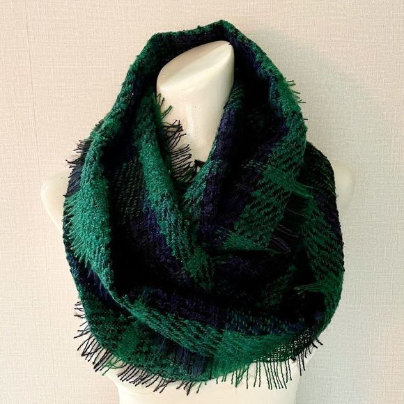 Green & Navy Woven Plaid Infinity Scarf with Eyelash Fringe Trim, NWT, - Picture 1 of 6